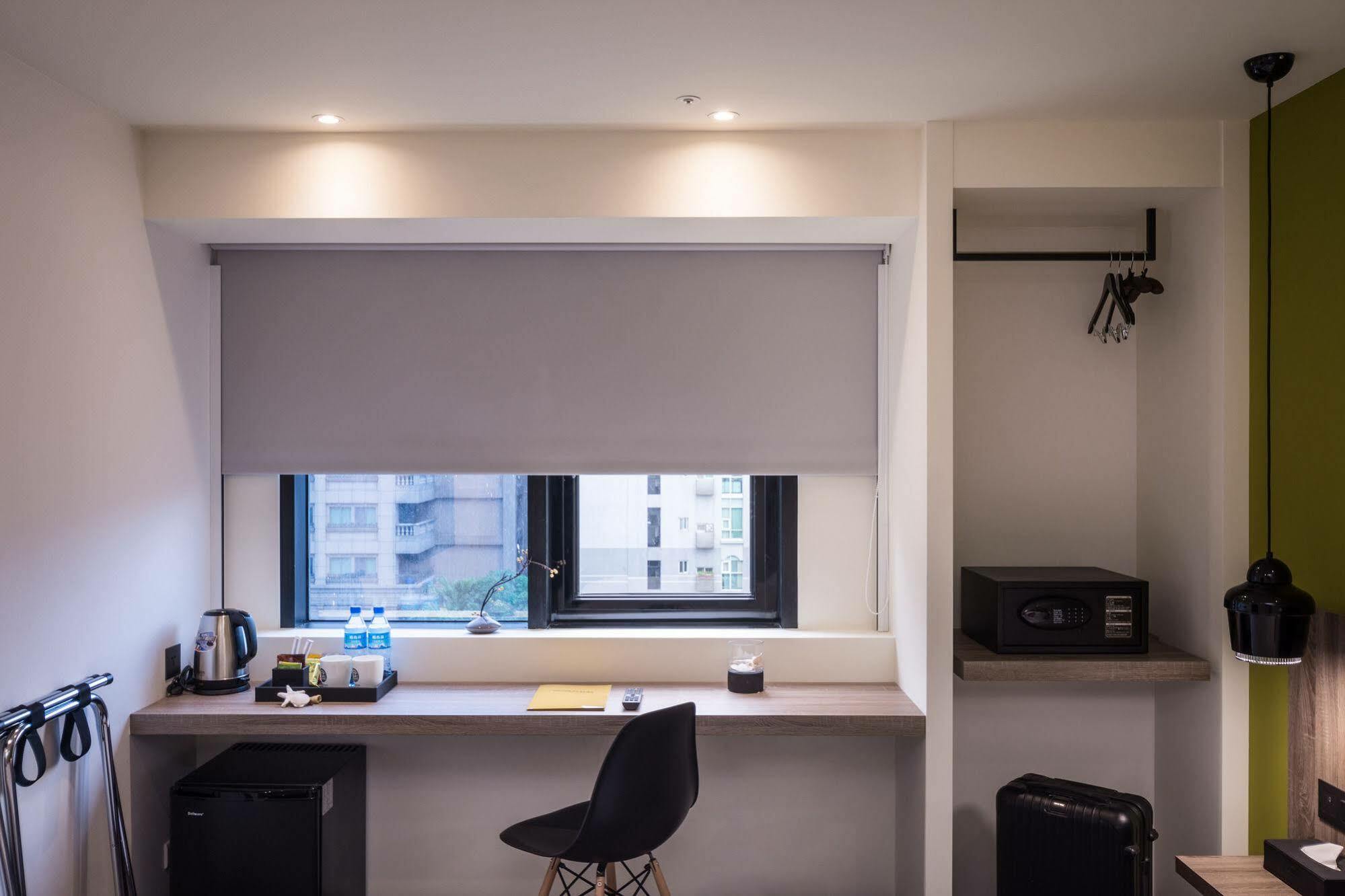Goldinn Hotel Taipei Bagian luar foto