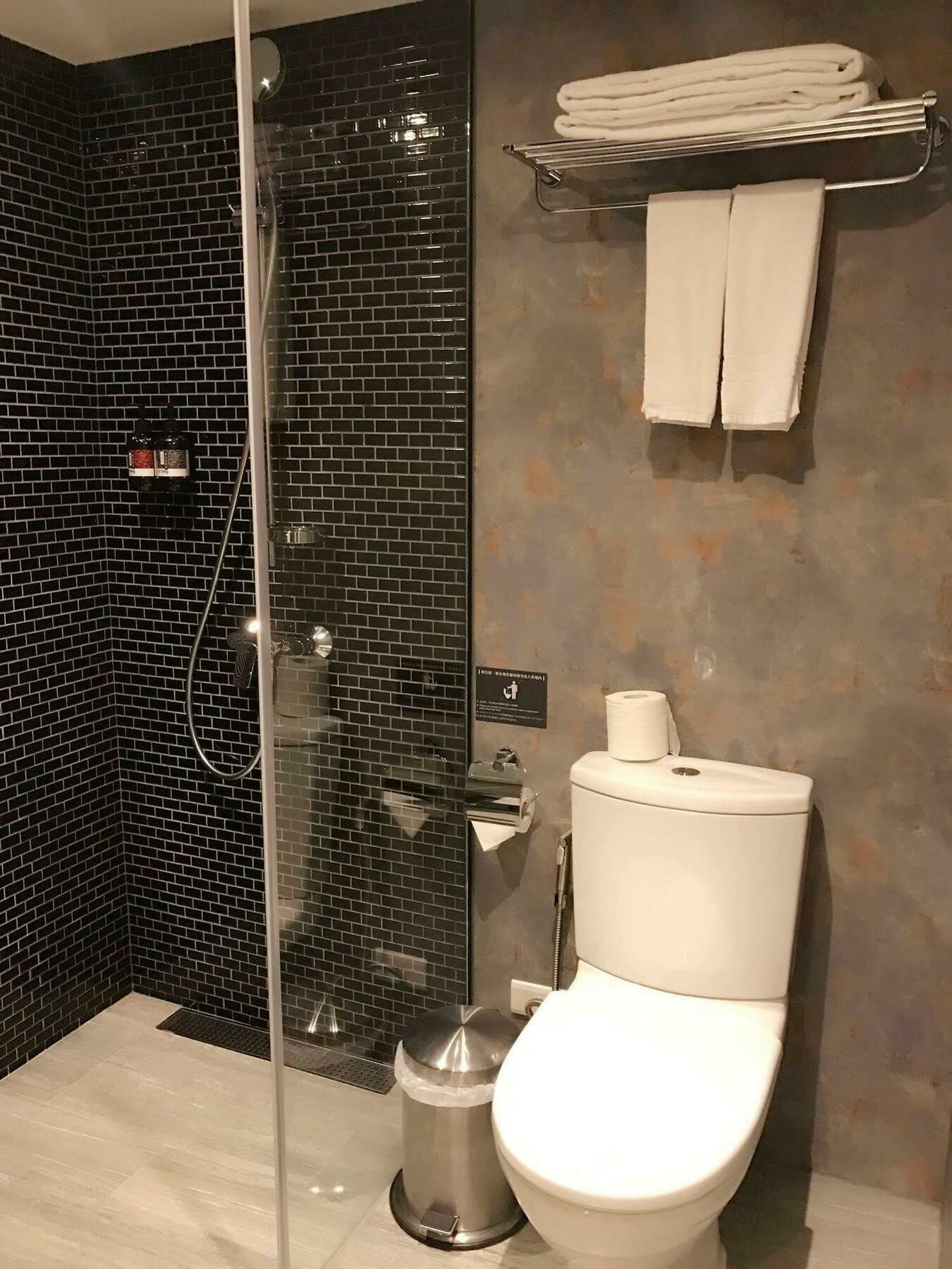 Goldinn Hotel Taipei Bagian luar foto