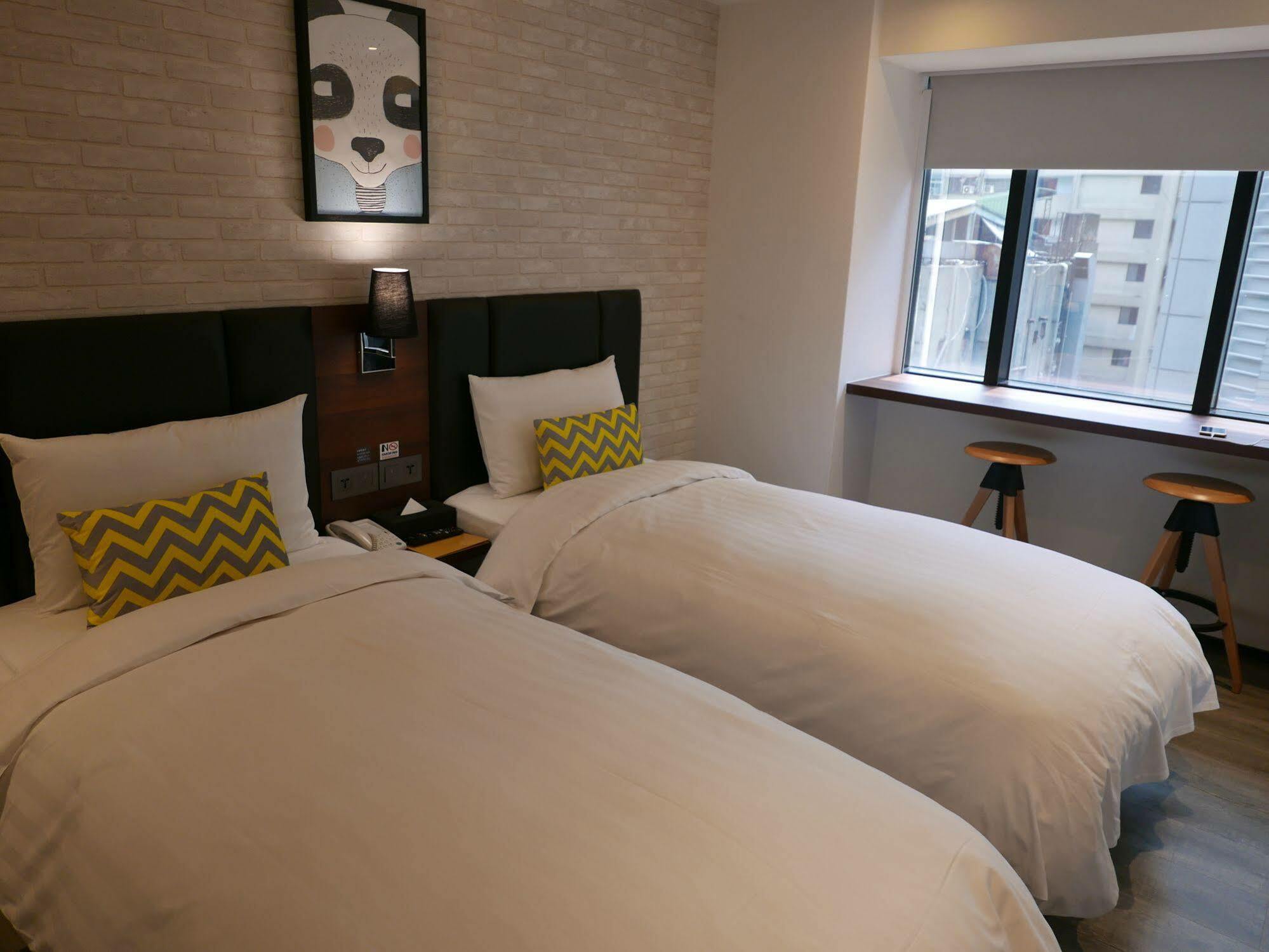 Goldinn Hotel Taipei Bagian luar foto