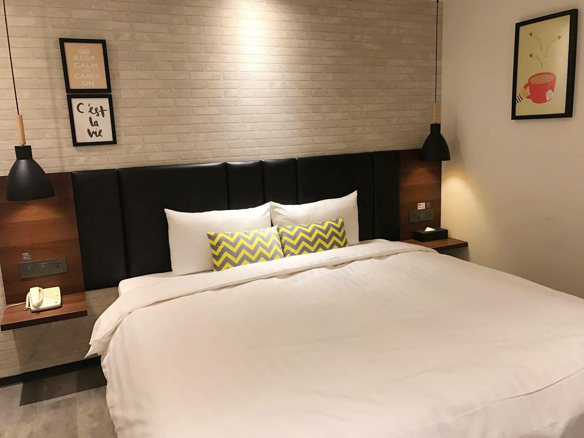 Goldinn Hotel Taipei Bagian luar foto